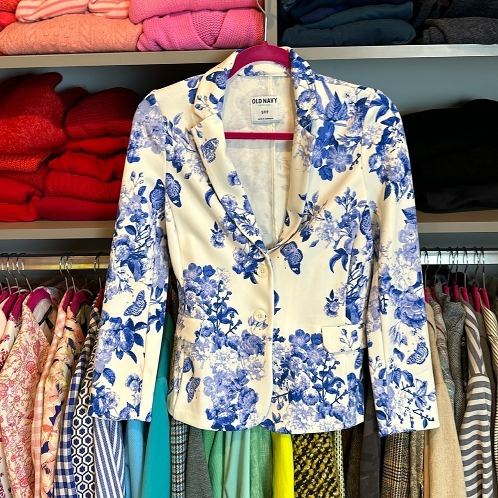 Old navy white with blue butterflies ponte blazer size S